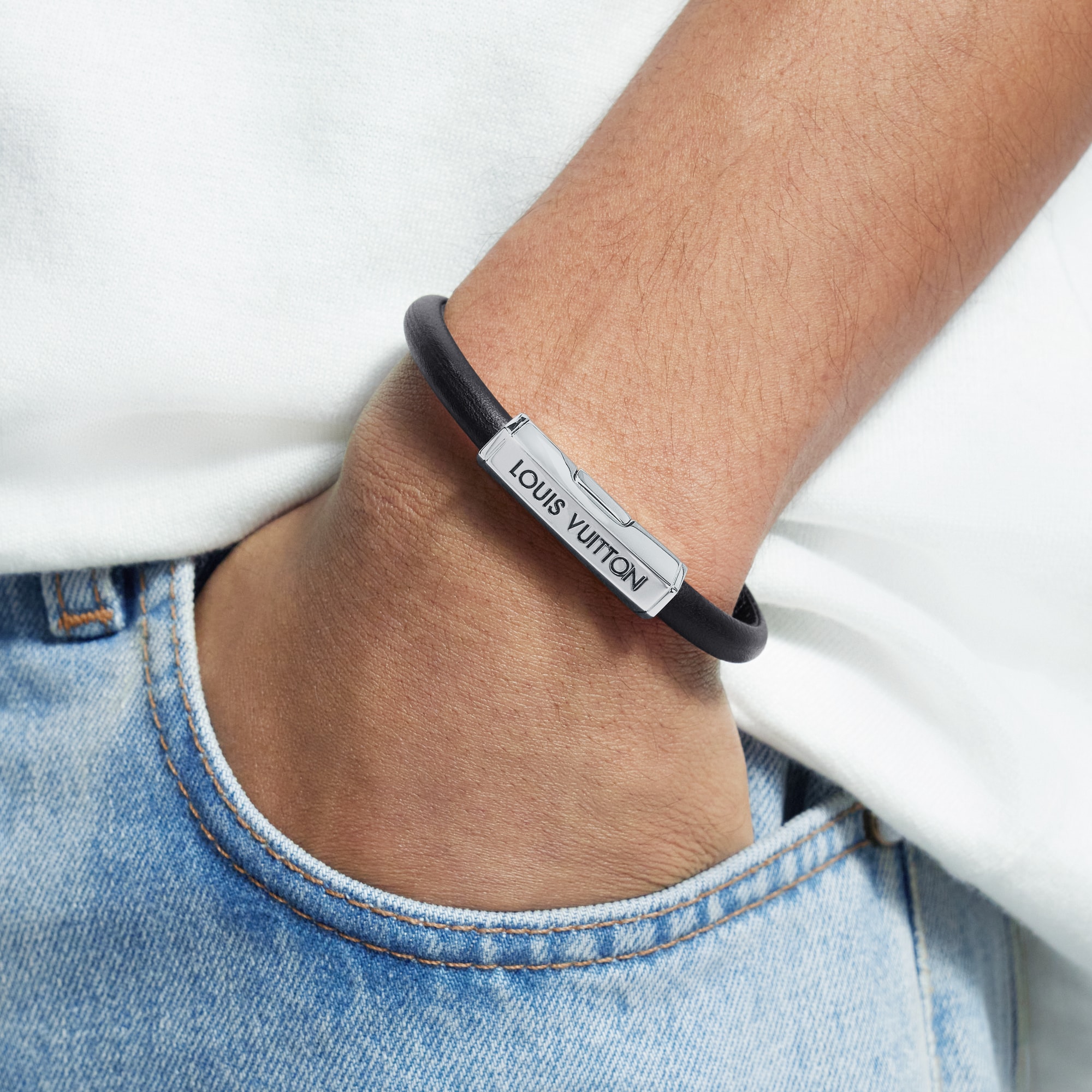 Clip It Bracelet Other Leathers - Accessories | LOUIS VUITTON